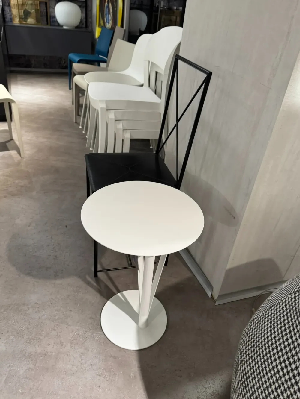 Outlet Tavolino modello Kadou in OFFERTA OUTLET Tavolini