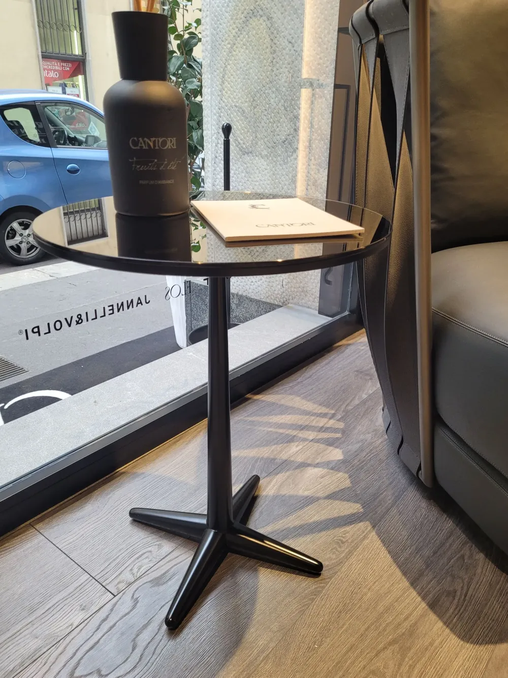 Outlet Tavolino modello City in OFFERTA OUTLET Tavolini