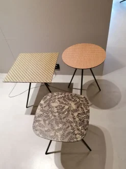 Tavolino modello Kaos-tris in OFFERTA OUTLET^Cava Divani Online