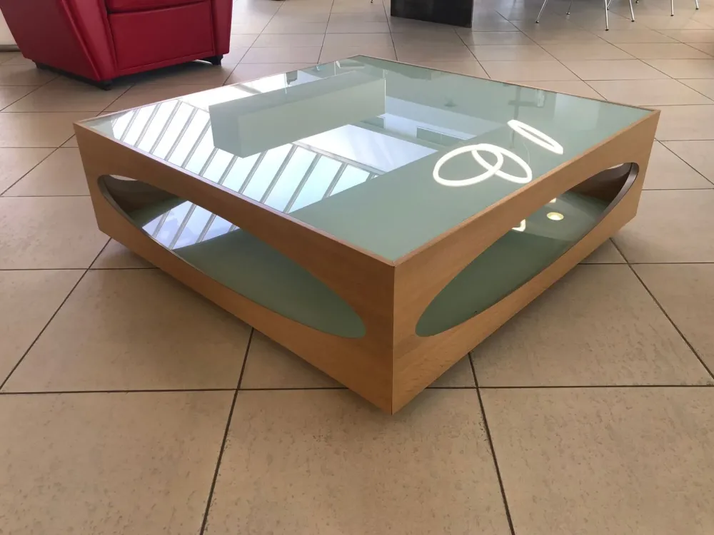 New Tavolino classico Atlante di a prezzo ribassato Tavolini