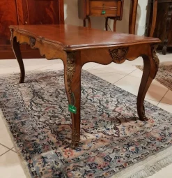 Tavolino classico In legno bois de rose  di a prezzo scontato^Artigianale Hot