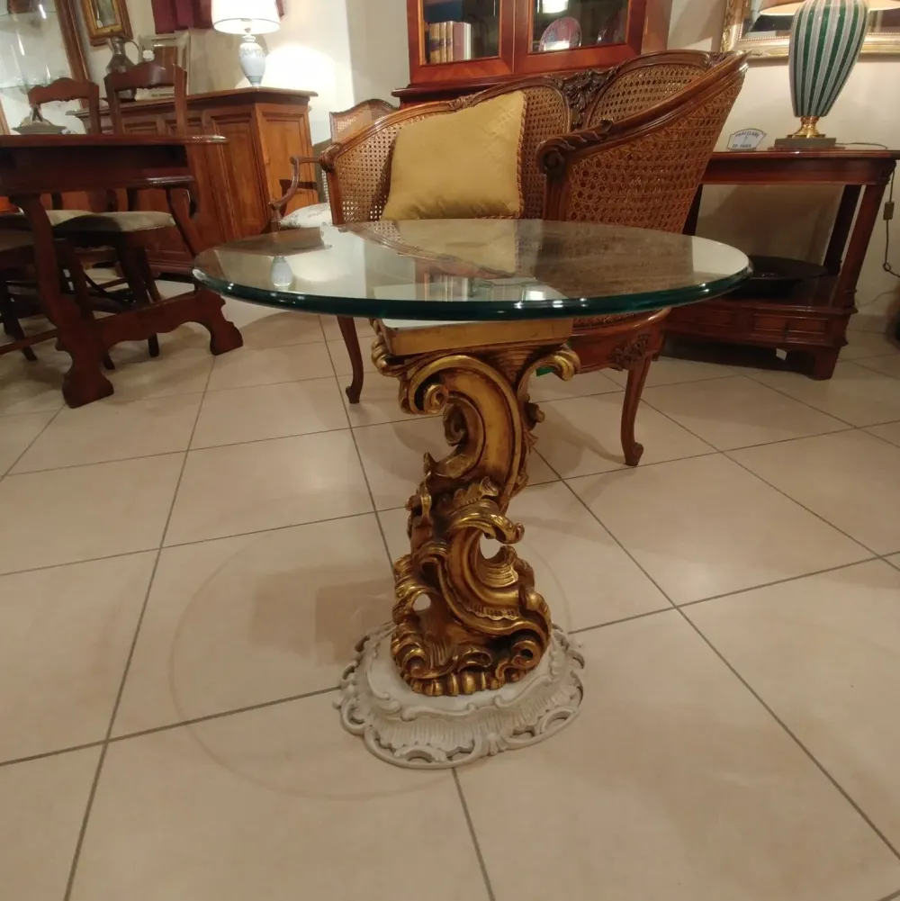 Best Tavolino classico Legno scolpito a mano di a prezzo ribassato Tavolini