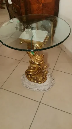 Best Tavolino classico Legno scolpito a mano di a prezzo ribassato Tavolini