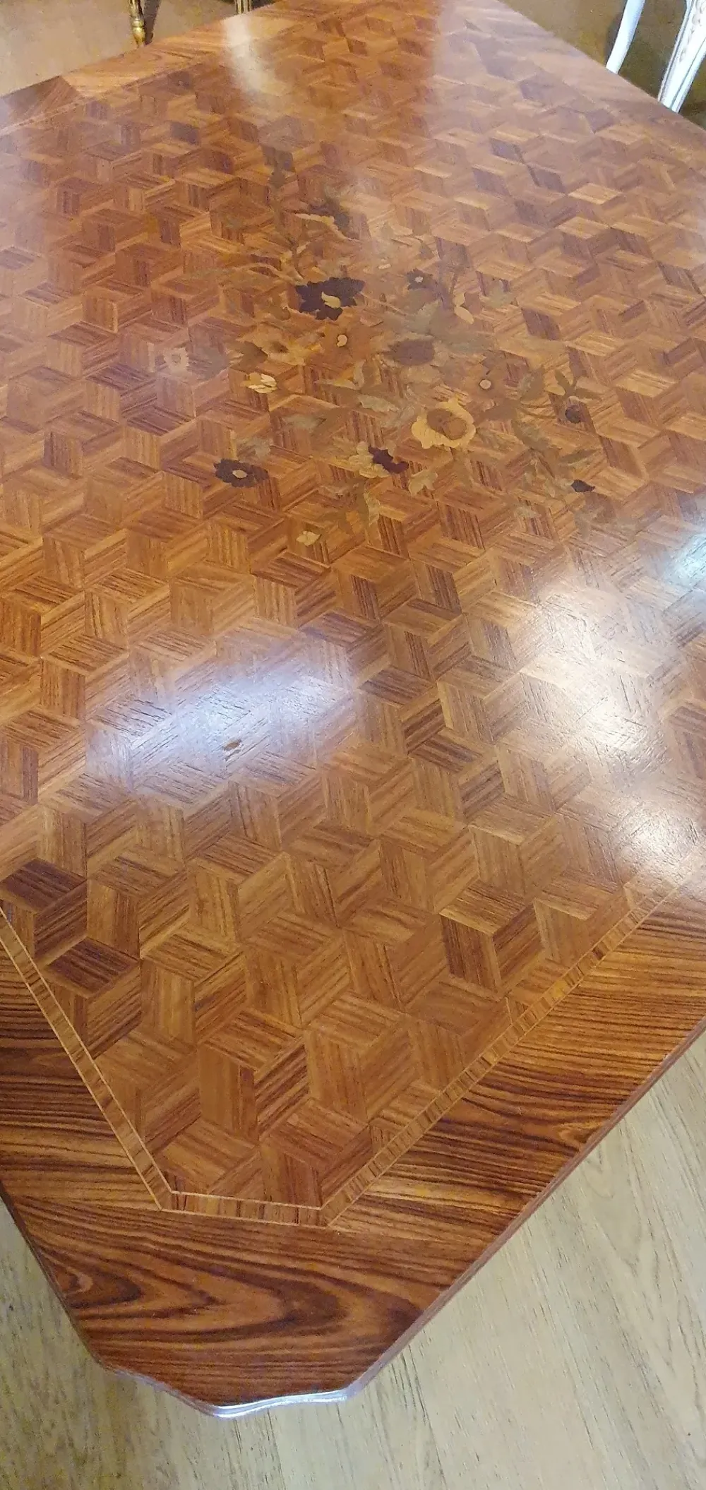 Best Tavolino classico Quadrato con intarsio diamante di a prezzo scontato Tavolini