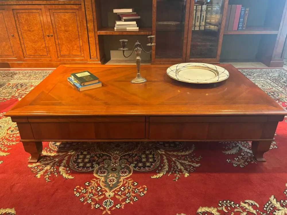 Collezione esclusiva Tavolino classico Tavolino classico di a prezzo scontato- Tavolini