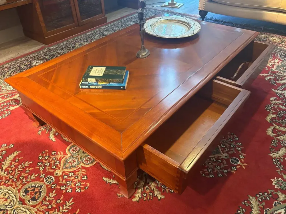 Collezione esclusiva Tavolino classico Tavolino classico di a prezzo scontato- Tavolini