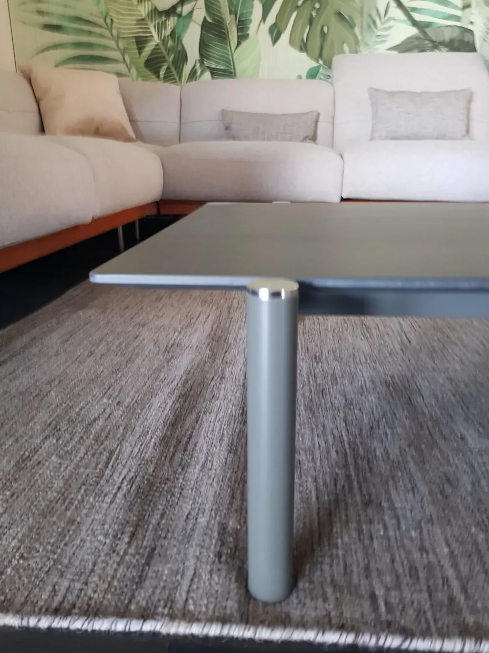 New Tavolino design Erys di a prezzo ribassato Tavolini