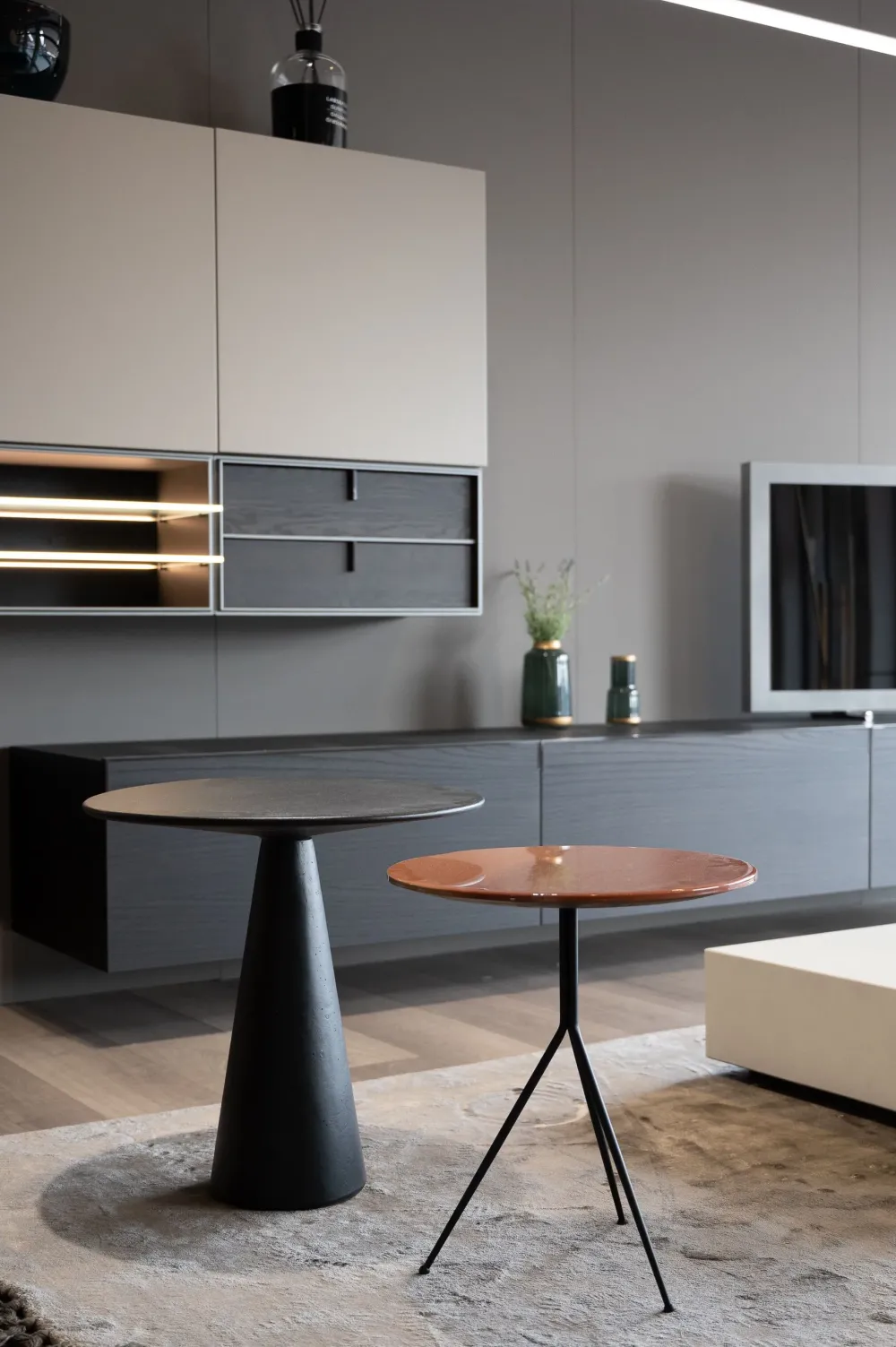 Tavolino design modello Liquid di scontato^Baxter Sale