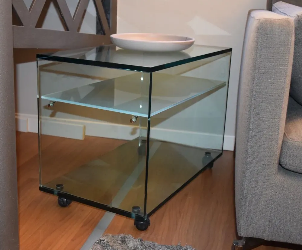 Clearance Tavolino design Moscheni 6316 di a prezzo ribassato Tavolini