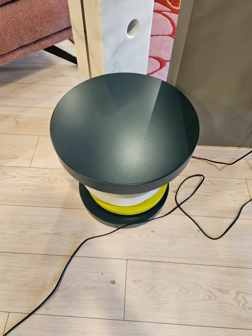 Tavolino design Tavolino modello 33 di a prezzo ribassato^Tomasella Best