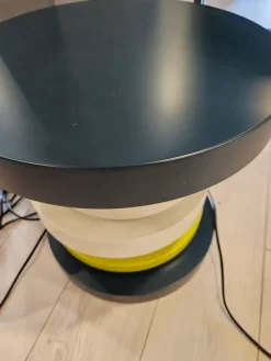 Tavolino design Tavolino modello 33 di a prezzo ribassato^Tomasella Best