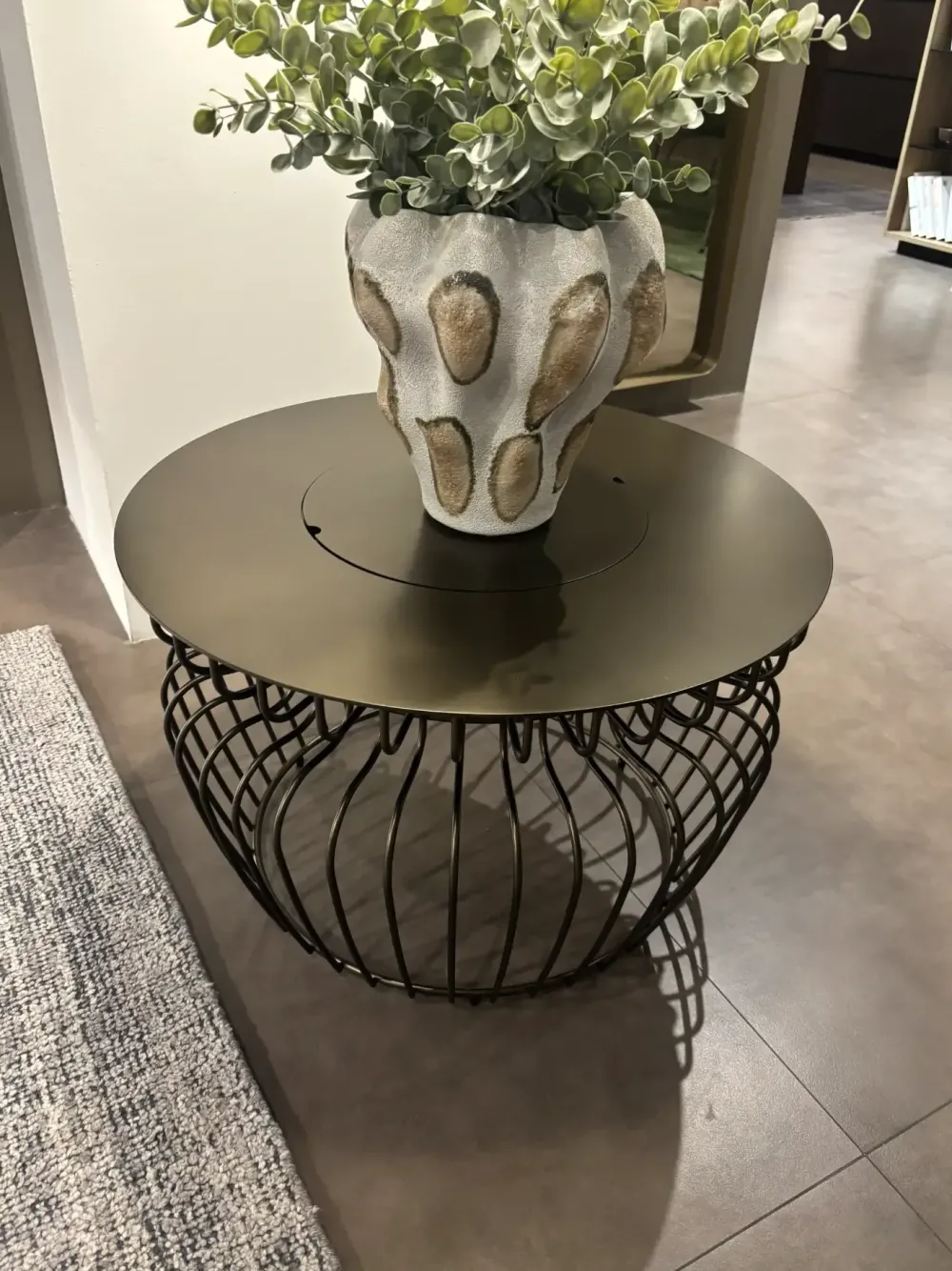 Flou Tavolino design Tavolino atollo di a prezzo ribassato- Tavolini