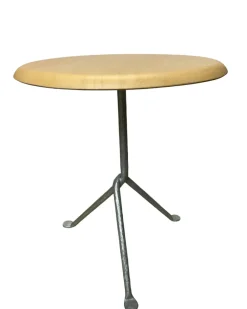 Tavolino design Tavolino officina h.74 di a prezzo scontato^Magis Discount