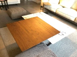 Outlet Tavolino Fly della firma con forte sconto Tavolini