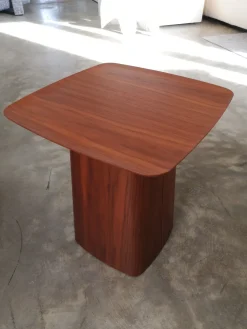 Collezione esclusiva Tavolino in legno Wooden side table Vitra in Offerta Outlet- Tavolini