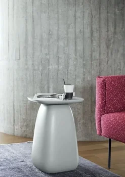 Tavolino in stile design modello Cliff di a prezzi imbattibili  affrettati^NovaMobili Discount