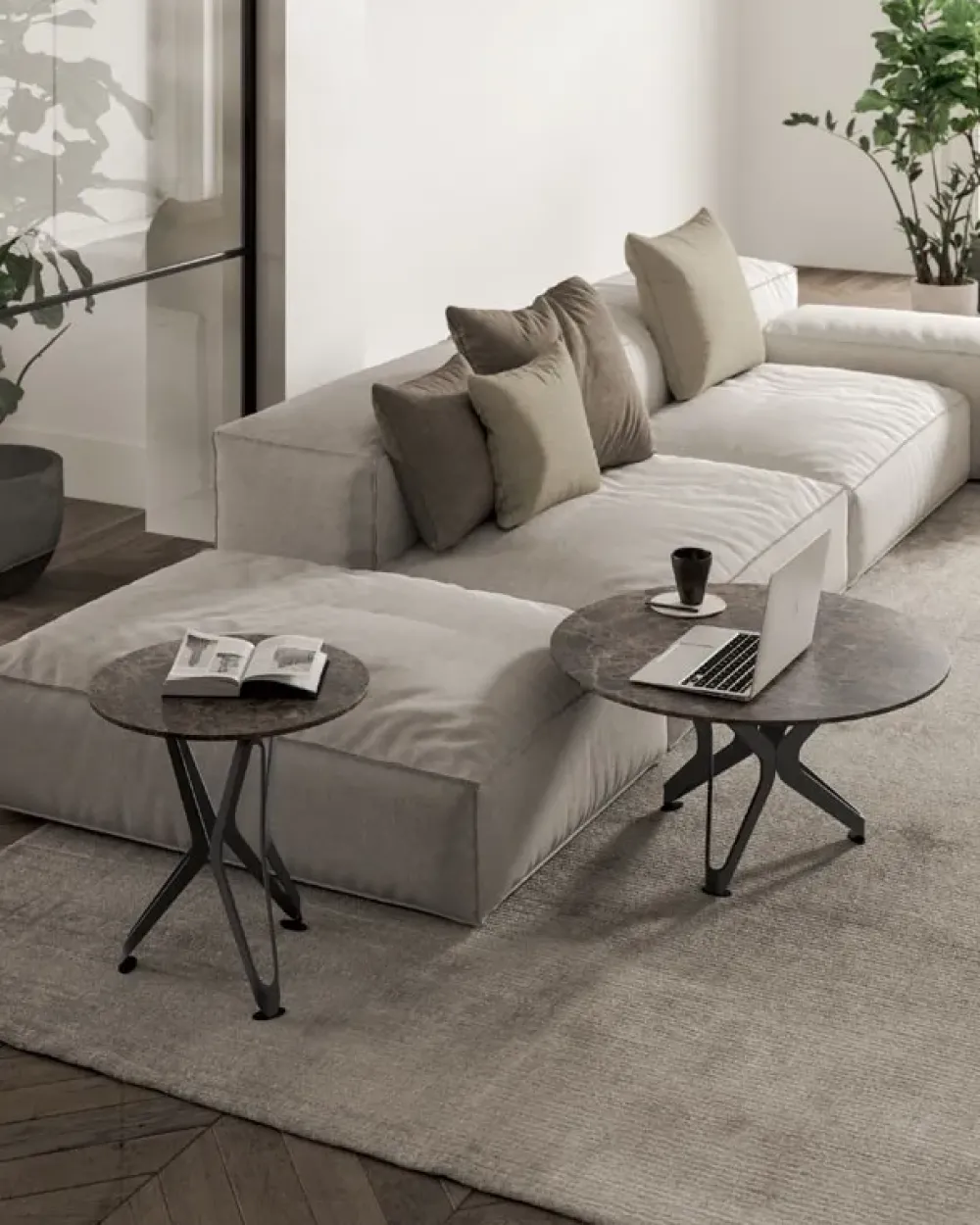 Tavolino in stile design modello Dna s di a prezzi imbattibili Tavolini