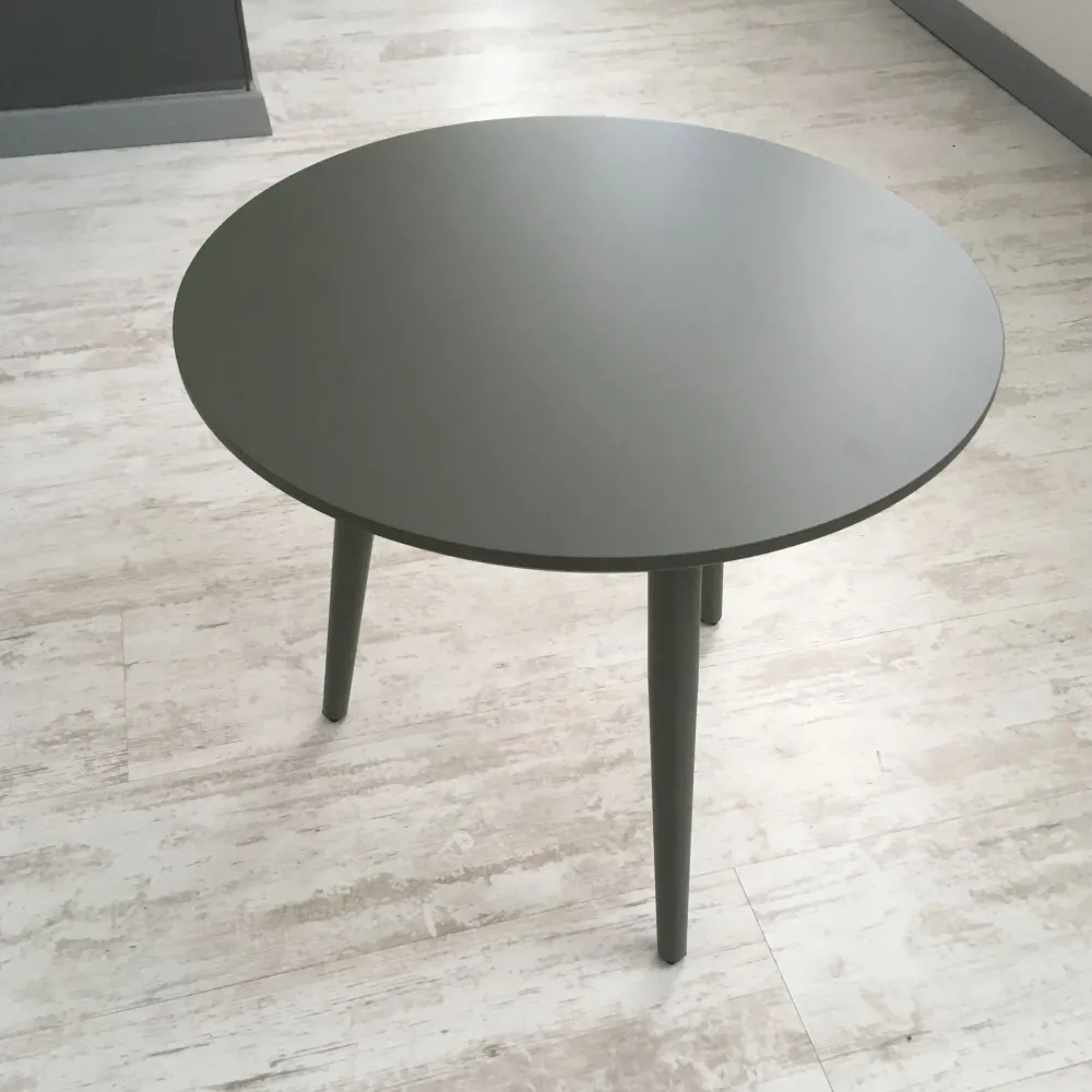 Santalucia Tavolino in stile design modello Tavolino santa lucia klimt verde opaco di Santa lucia con sconti imperdibili- Tavolini