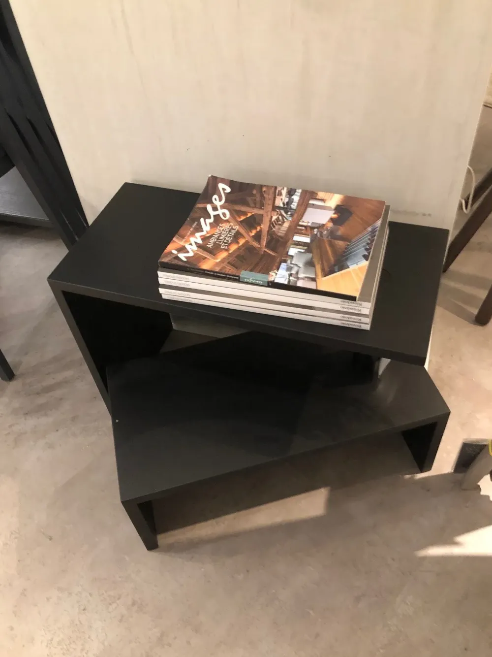 Zanotta Tavolino in stile design modello Basello di con sconti imperdibili- Tavolini