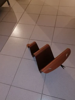 Sale Tavolino in stile moderno modello Snake di a prezzi imbattibili Tavolini