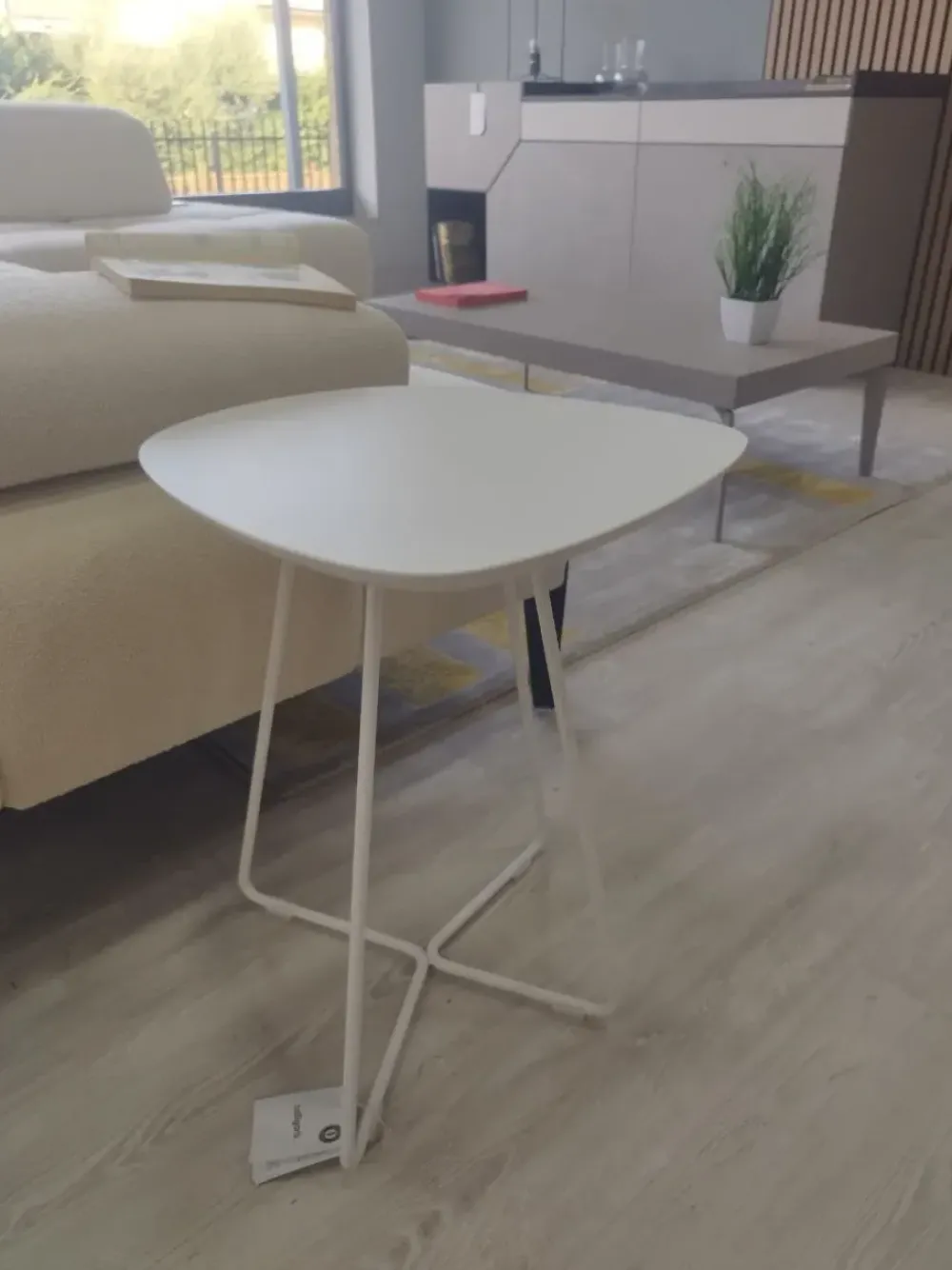 Tavolino modello 1 tavolino ciop pronta consegna sped di a prezzo scontato^Collezione esclusiva Clearance