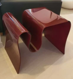 Tavolino modello Cristallo curvo di a prezzo scontato^Primula Online