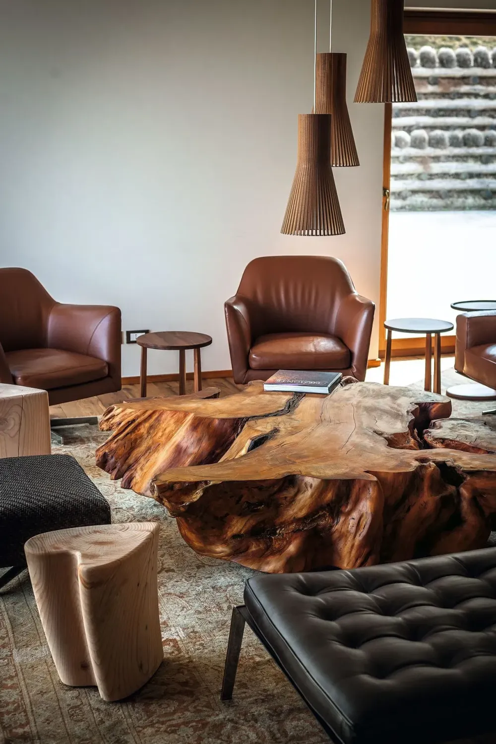 Tavolino modello Kauri slice di a prezzo scontato Tavolini