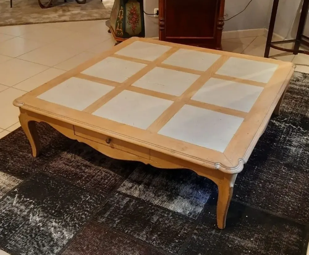 Artigianale Tavolino modello Louise marie di a prezzo scontato- Tavolini