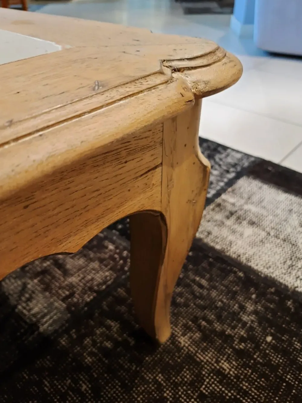 Artigianale Tavolino modello Louise marie di a prezzo scontato- Tavolini