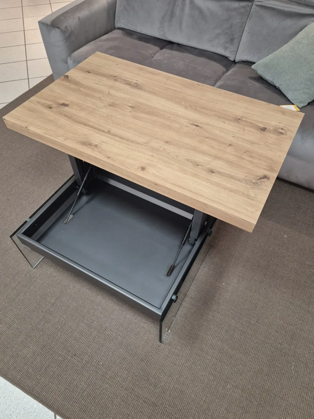 Discount Tavolino modello Lugano di a prezzo scontato Tavolini