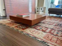 Outlet Tavolino modello Shadow di a prezzo scontato Tavolini