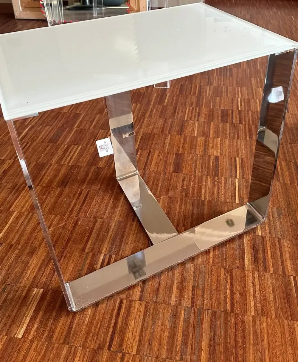 Artigianale Tavolino modello Tavolino in vetro di a prezzo scontato- Tavolini