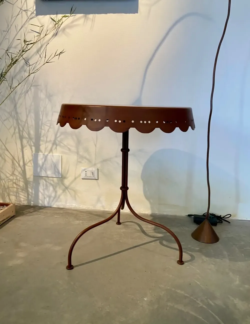 Clearance Tavolino modello Tavolino mondo fil de fer di a prezzo ribassato Tavolini