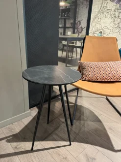 MIDJ Tavolino modello Trip di a prezzo scontato- Tavolini