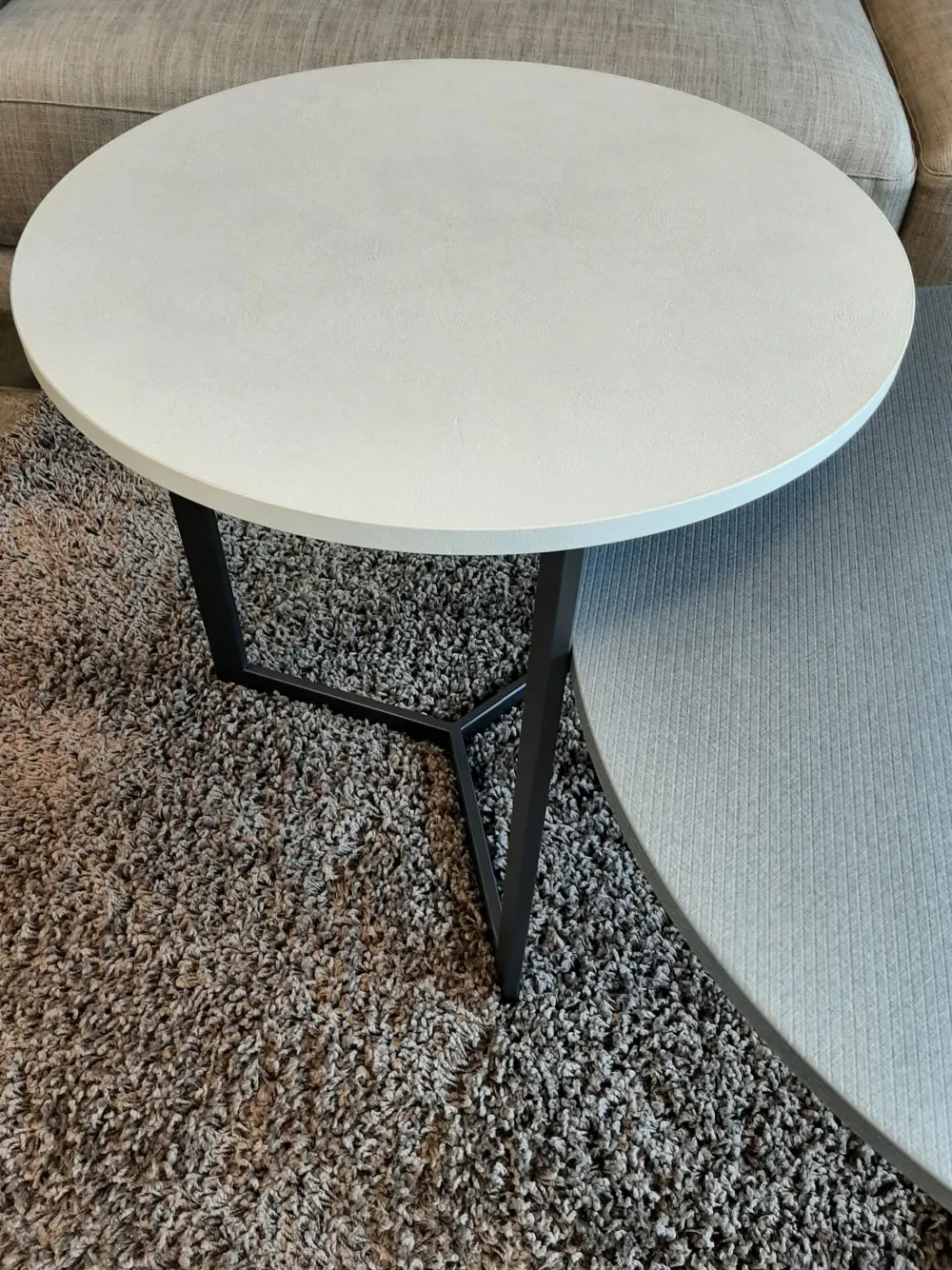 Discount Tavolino moderno Joi di a prezzo ribassato Tavolini