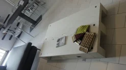 Devina Nais Tavolino moderno modello Pallet di scontato- Tavolini