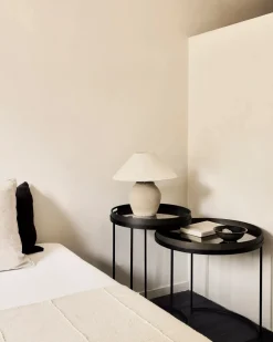 Clearance Tavolino moderno Set tavolo vassoio ethnicraft di a prezzo ribassato Tavolini