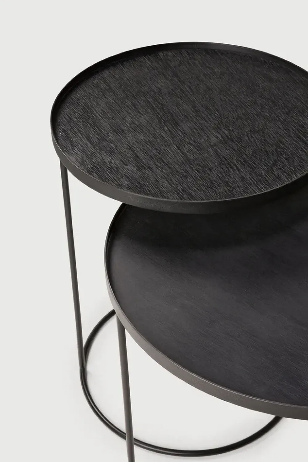 Clearance Tavolino moderno Set tavolo vassoio ethnicraft di a prezzo ribassato Tavolini