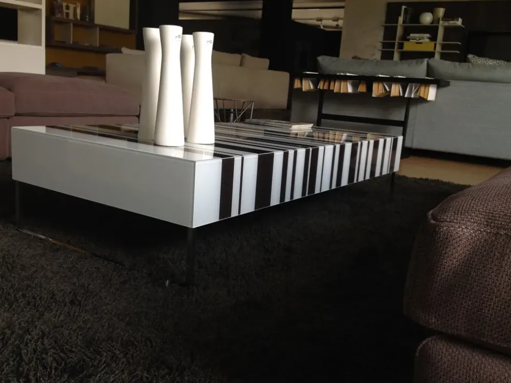 Best Tavolino modello Stripe 2 in OFFERTA OUTLET Tavolini