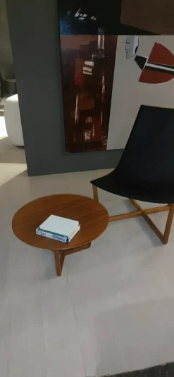 Tavolino Shahan a prezzo riservato^Porro Hot