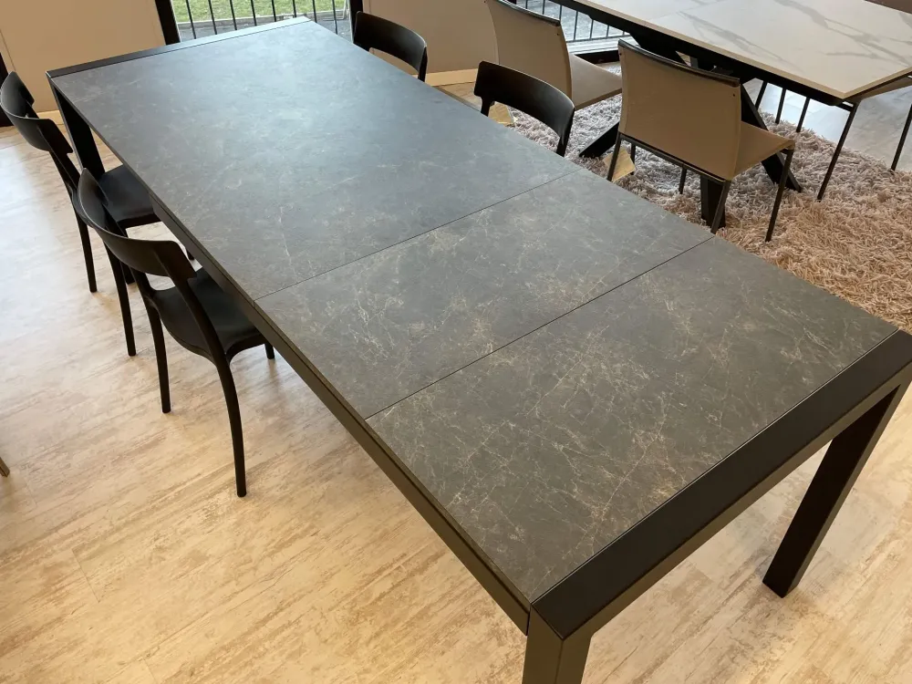 Sale Tavolo allungabile Quadrifoglio. 150x90.. Perfetta per progetti di architettura. Tavoli