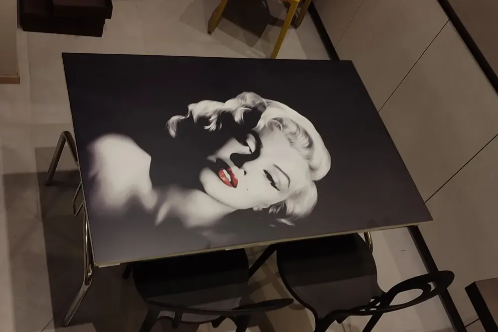 Sale Tavolo quadro tavolo a scomparsa marilyn PREZZI OUTLET -50% Tavoli