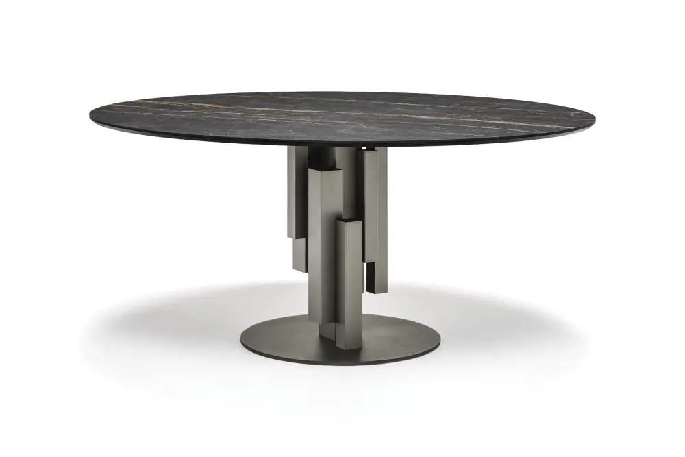 Tavolo in ceramica sagomata. Prezzo Outlet!^Cattelan Italia