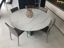 Target Point Tavolo con piano in ceramica rotondo di a PREZZO OUTLET- Tavoli