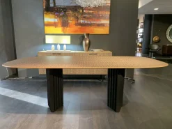 Tavolo con piano in legno sagomato di a PREZZO OUTLET^Sigerico Discount