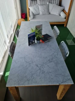 Gervasoni Tavolo con piano in pietra rettangolare di a PREZZO OUTLET- Tavoli