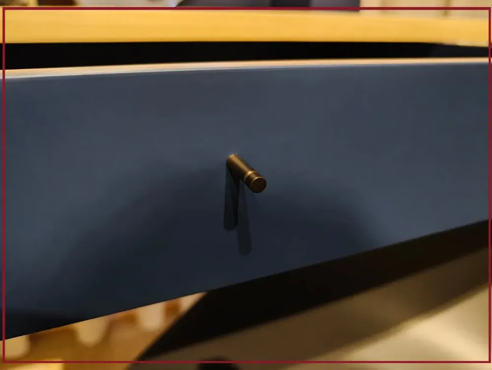 Discount Tavolo consolle modello Ninfea con specchio a prezzo scontato Consolle