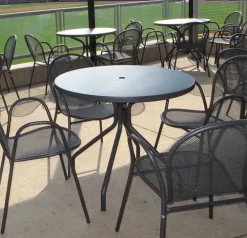 Tavolo da esterni quadrato Solid in Offerta Outlet^Emu Online