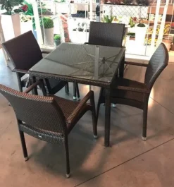 Emu Tavolo da giardino modello Delta 70 x 70 colore ferro antico con forte sconto- Tavoli Da Giardino