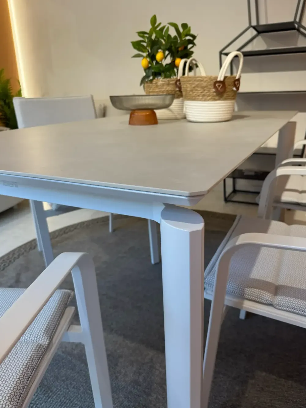 Outlet Tavolo da giardino modello Milo a prezzi convenienti Tavoli Da Giardino